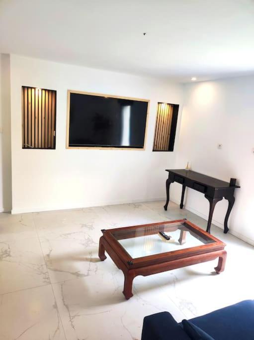 Appartement Moderne Proche Paris, Aeroport Et Disneyland Le Perreux-Sur-Marne Exteriér fotografie